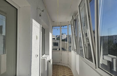 Alquiler de un cómodo piso de 3 habitaciones, 75 m², en la de Zona Stadion, Constanța, Rumanía